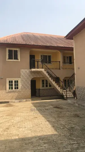 2bdrm Block of Flats in Calabar for rent