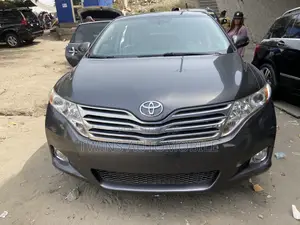Toyota Venza V6 AWD 2010 Gray