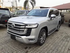 New Toyota Land Cruiser 2025 Silver