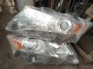 Toyota Venza Headlights 2010