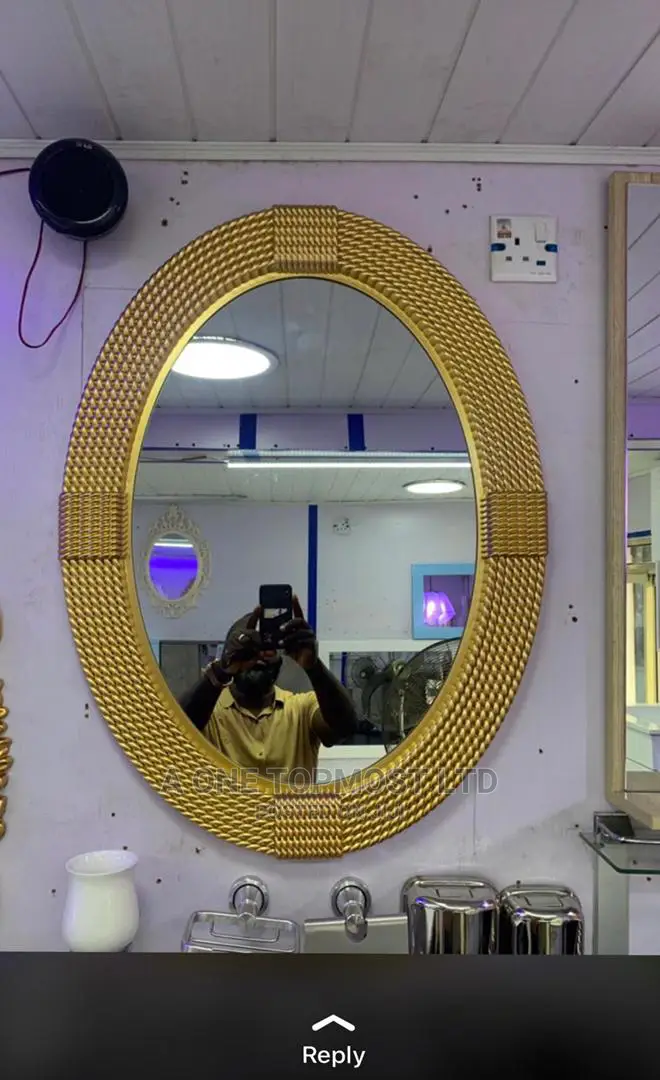 Royal Design Mirror (7 Lines)