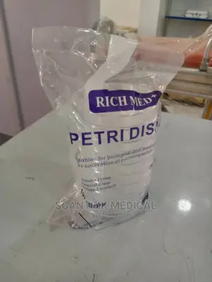 Pack Disposable Sterile Plastic Petri Dish