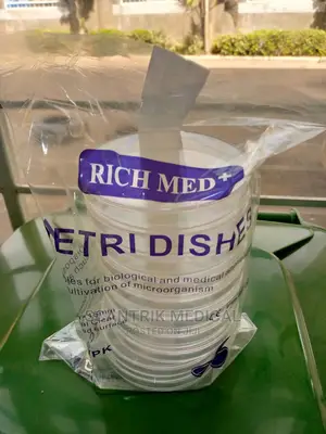 Pack of Round Petri Dish for Lab Use