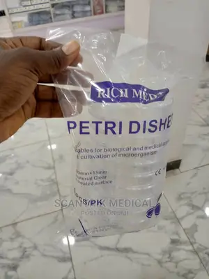 Hot Sale Laboratory Petri Dish