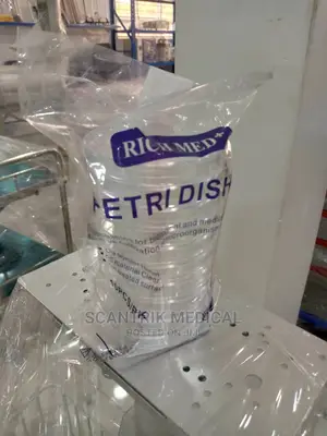 Disposable Plastic Petri Dish With Different Sizes