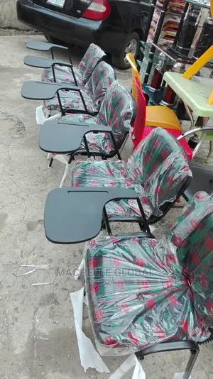 Readers Chairs