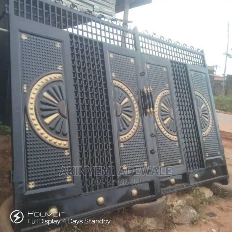 Iron Gate With Thick Material