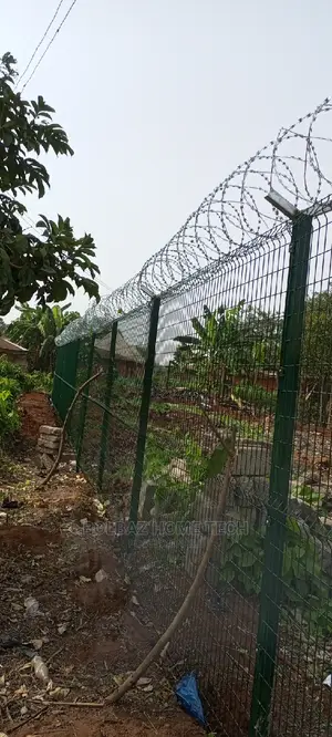 Finger Panel Mesh; See-Through Fence
