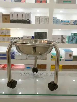 Operating Room Kick Bucket With Castors