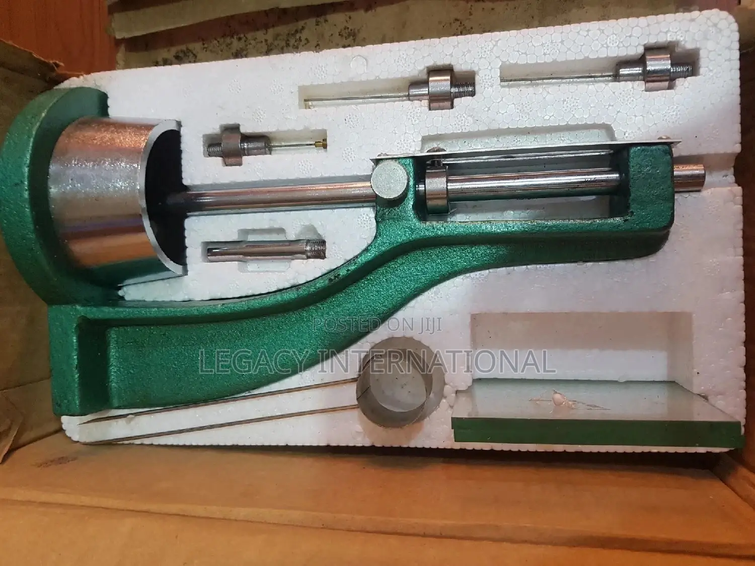 Vicat Apparatus