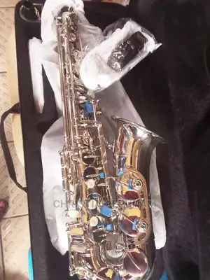 Yamaha Alto Sax (Silver)