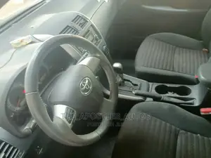 Toyota Corolla 2011 Silver