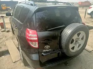 Toyota RAV4 2012 Black