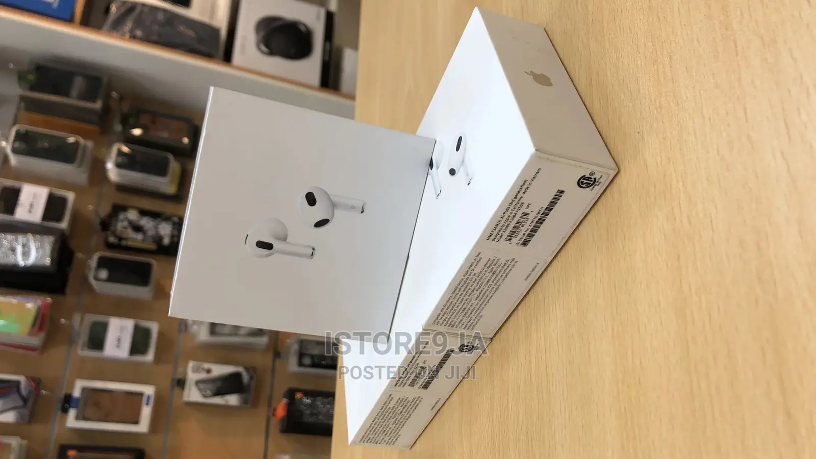 Airpods With Wireless Charging (3rd Generation)