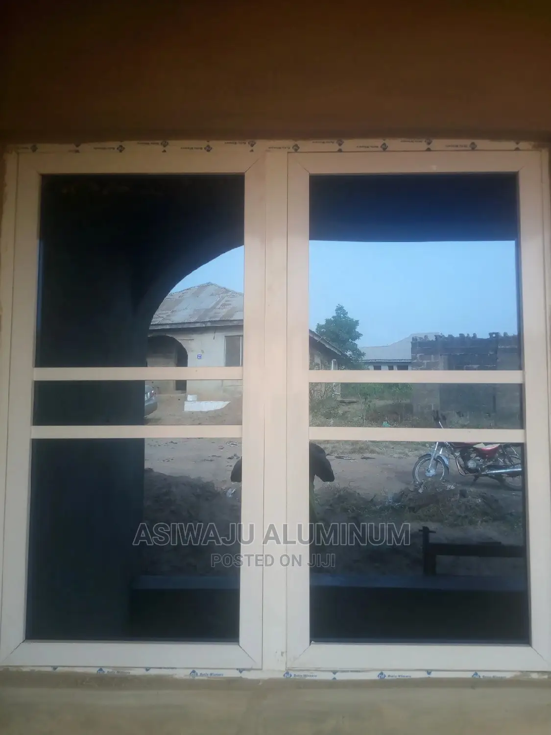 Aluminum Sine Casement Window