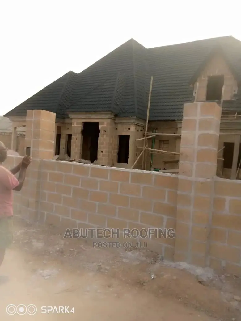 Milano Gerald Roofing