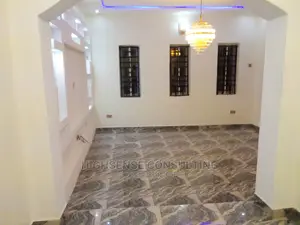 Professional Cleaning With Sparkling Result