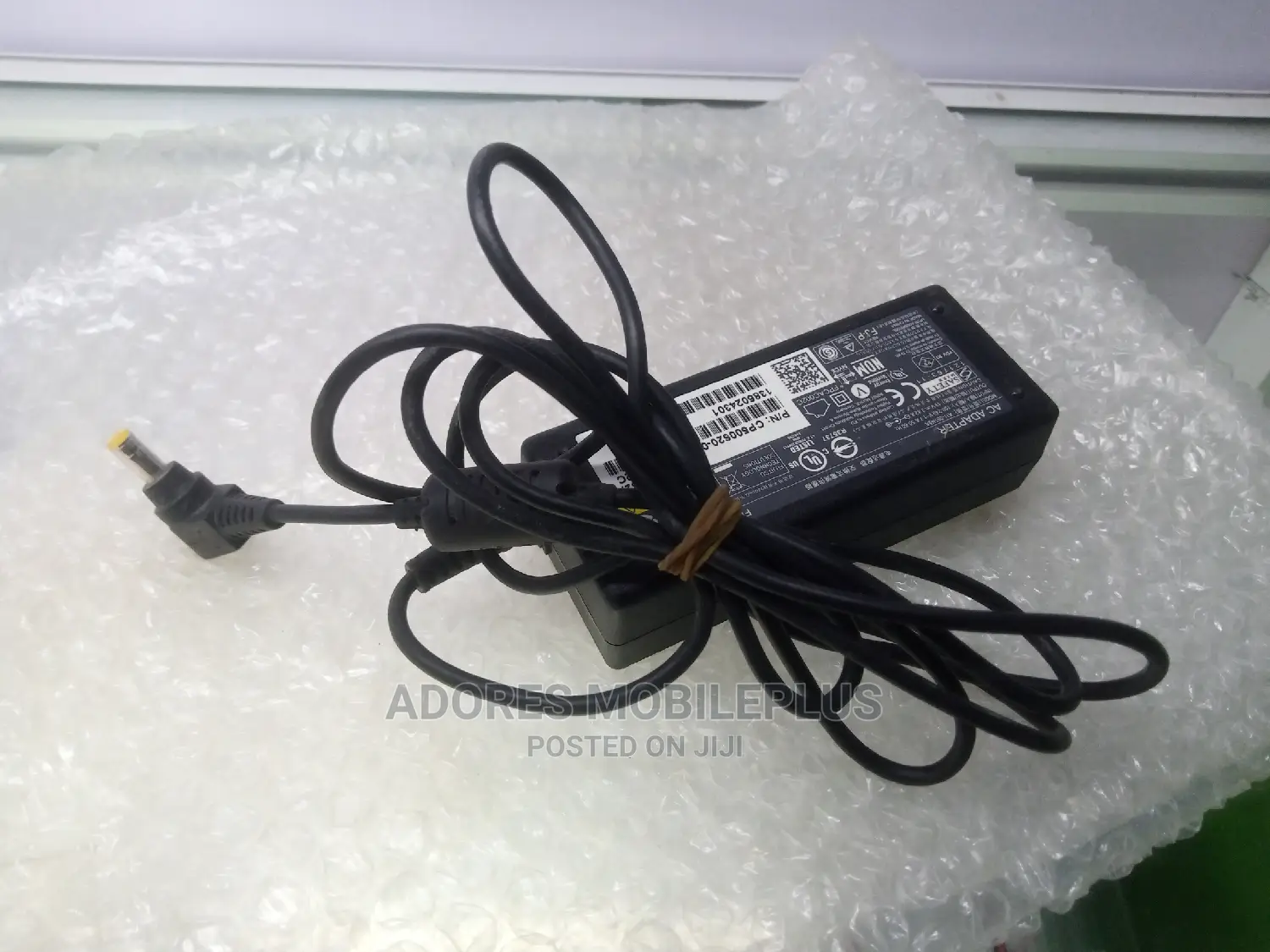 Toshiba Round Mouth Charger