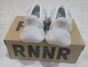 Yeezy Foam Runner
