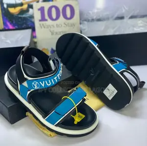 Luis Vuitton Footwear