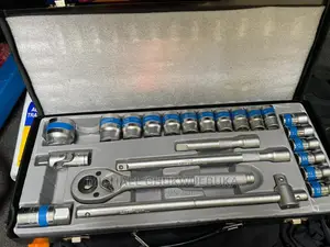 1⁄2 8-32 Sockets Set