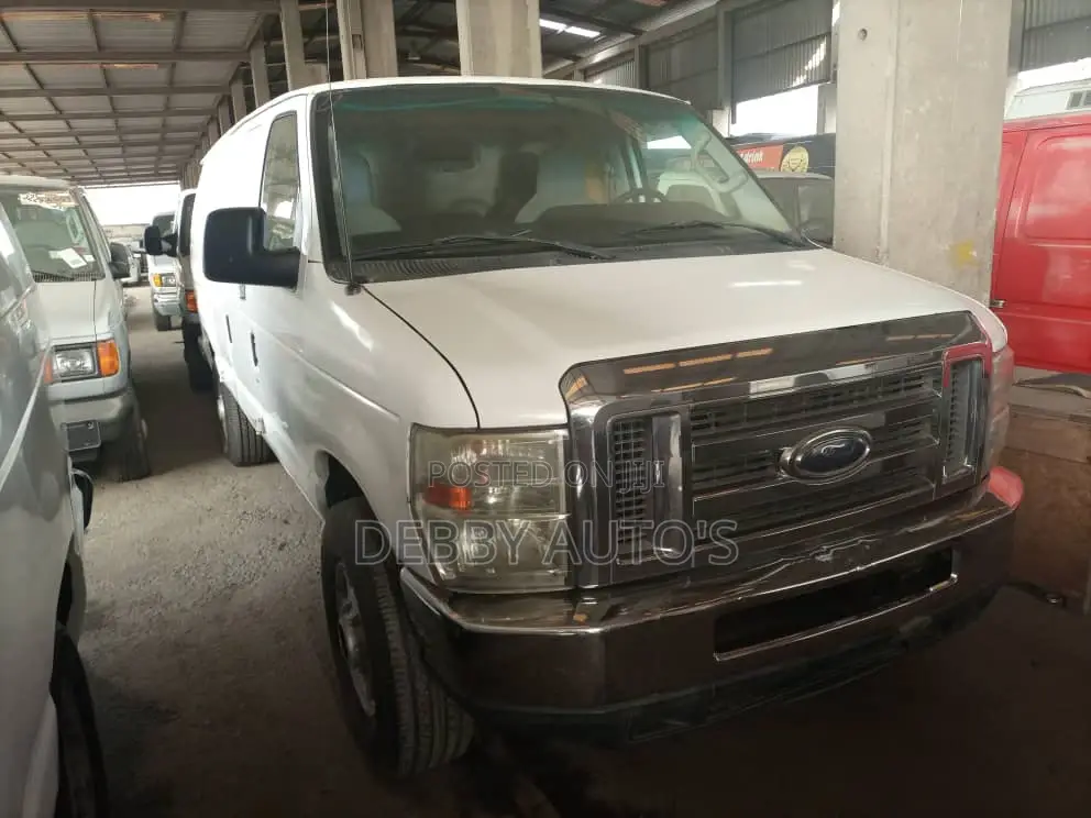 Ford E350 2009