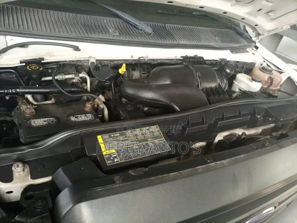 Ford E350 2010