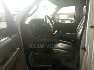 Ford E350 2010