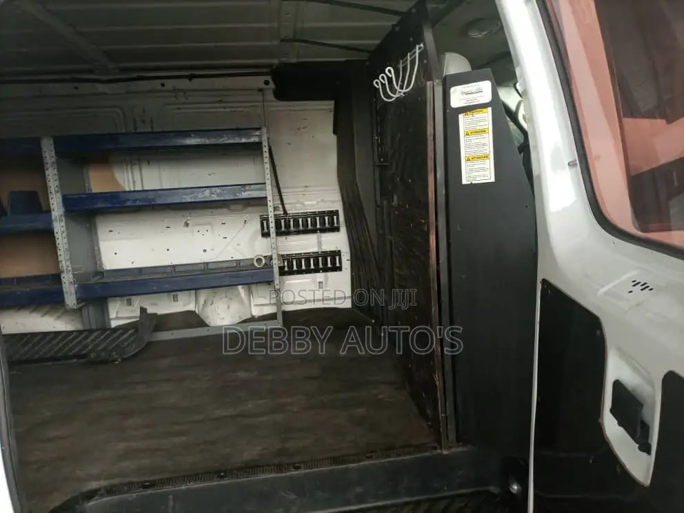 Ford E350 2010