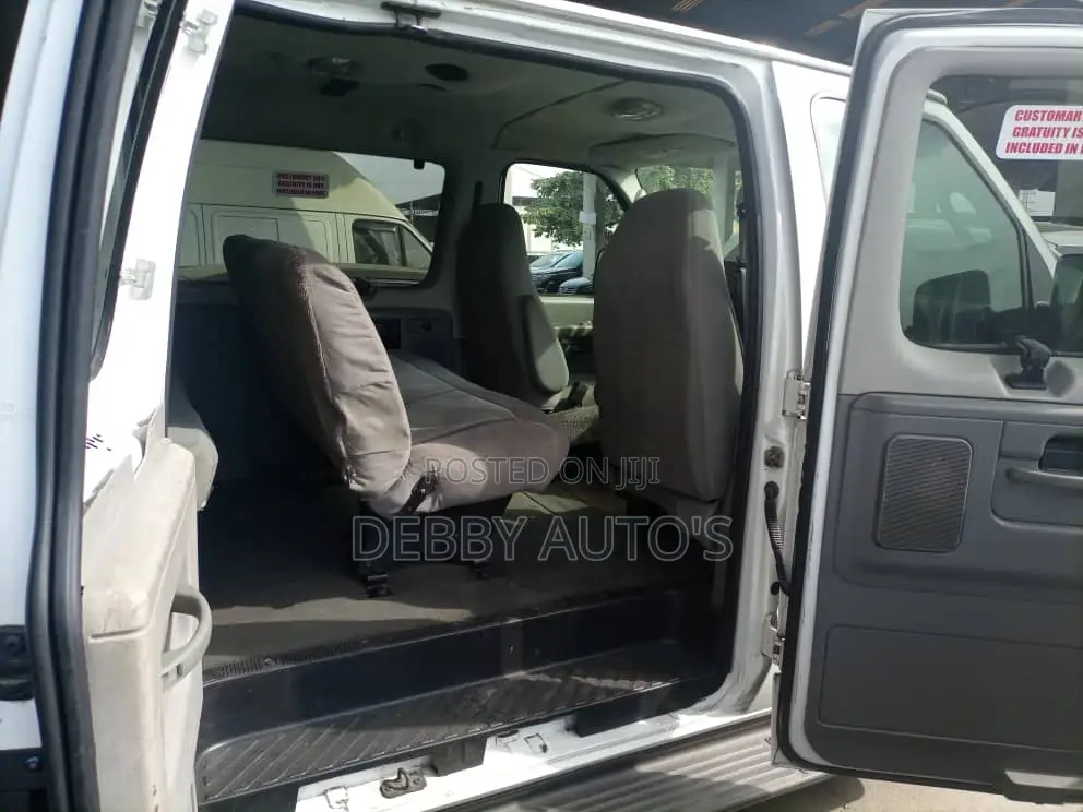 Ford E350 2007