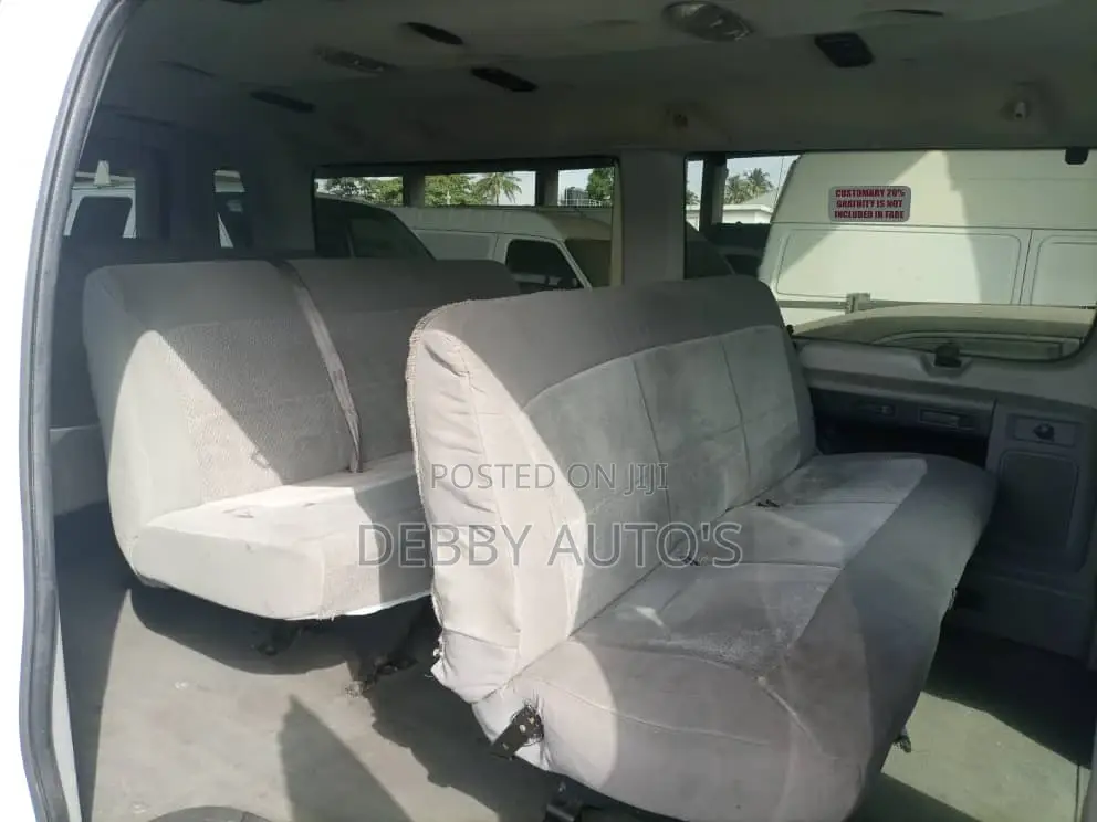 Ford E350 2007