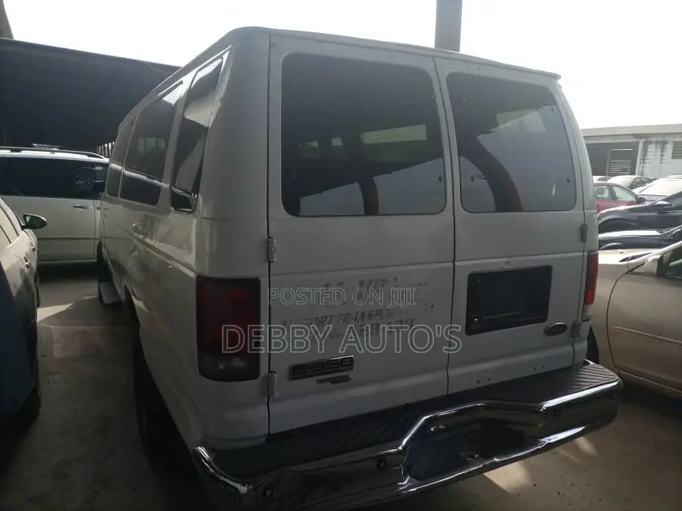 Ford E350 2007