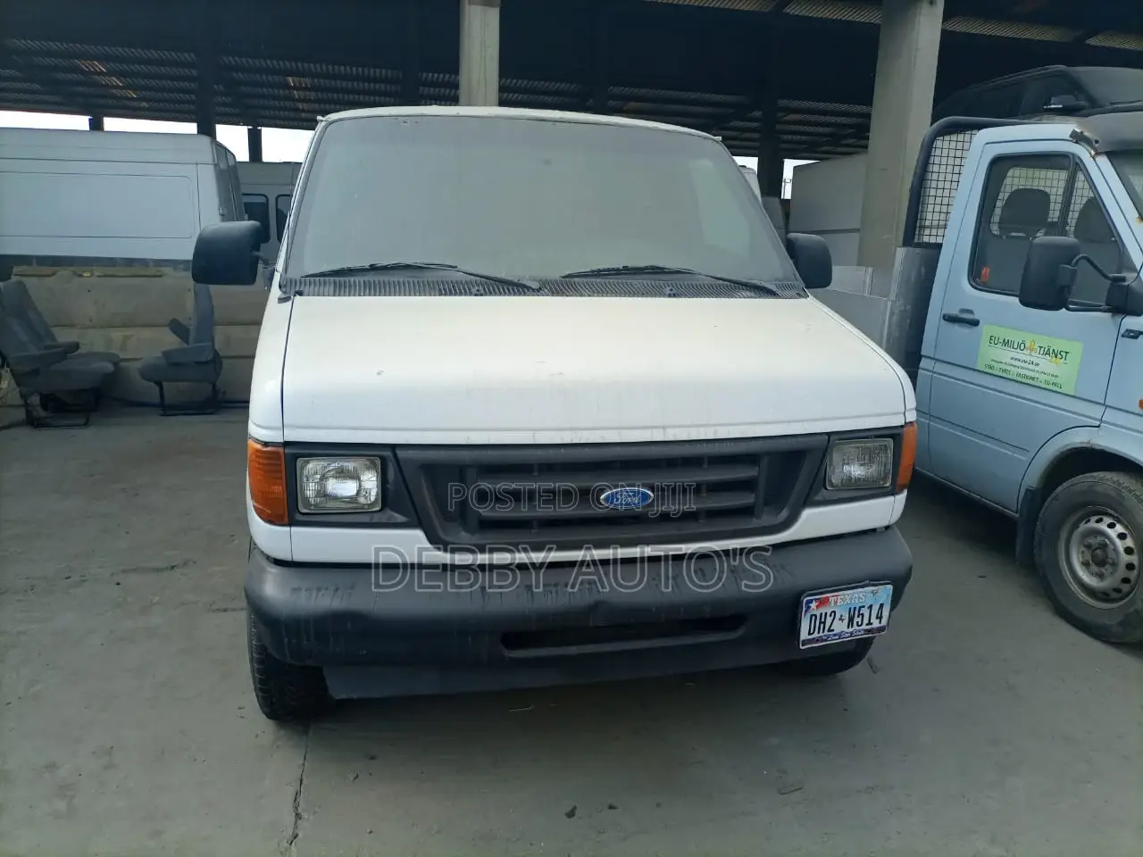 Ford E250 2004