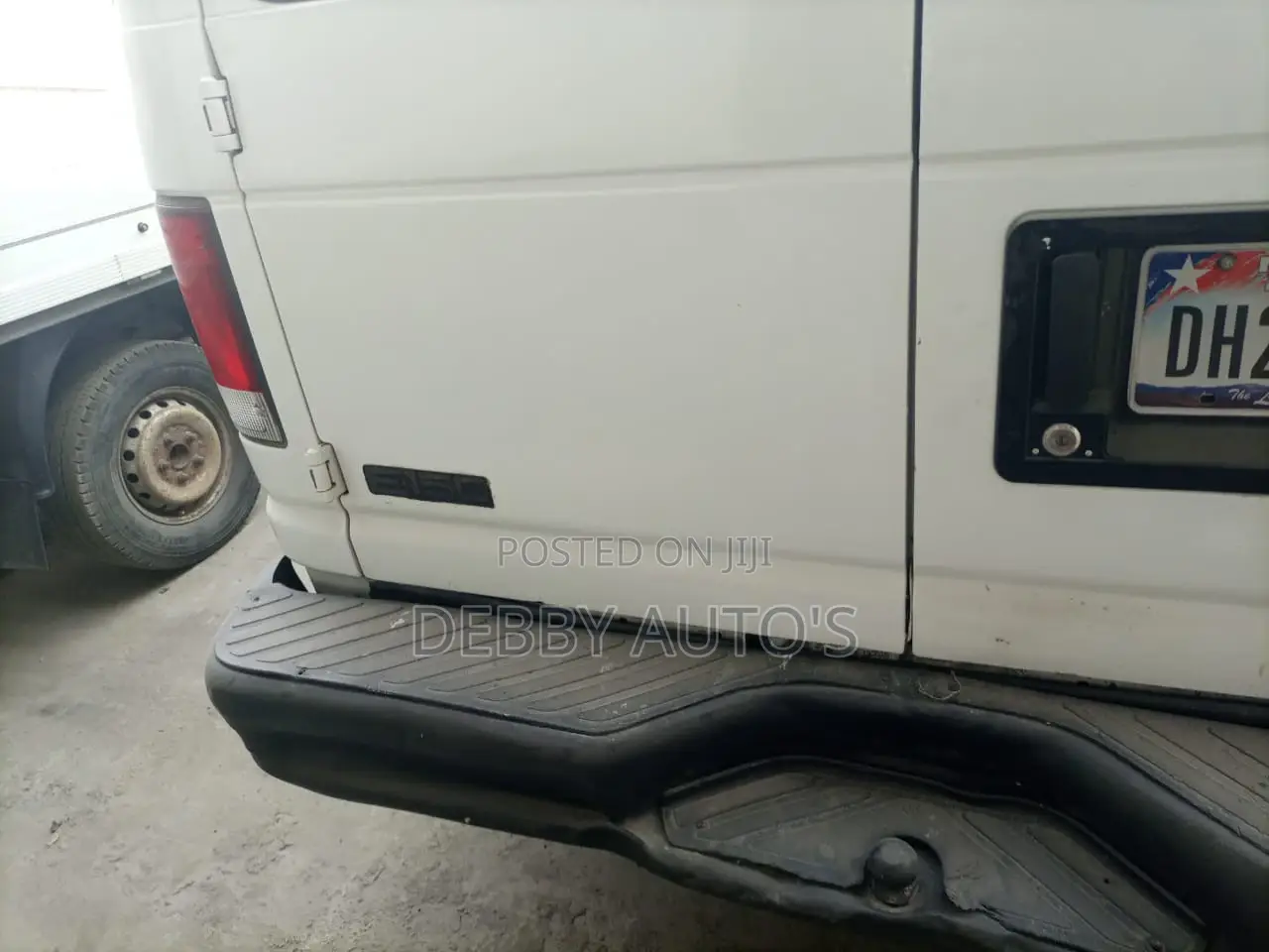 Ford E250 2004