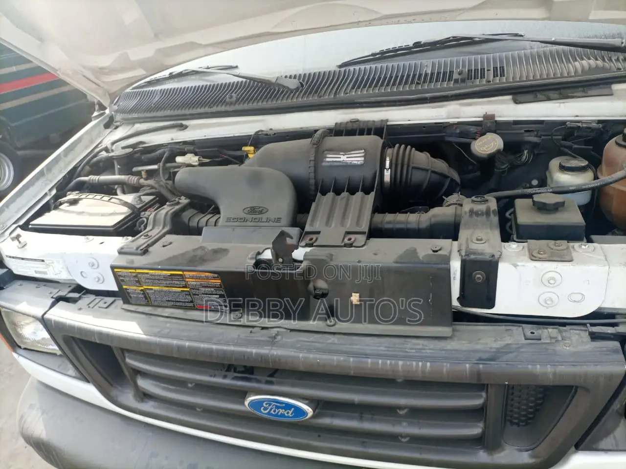 Ford E250 2004