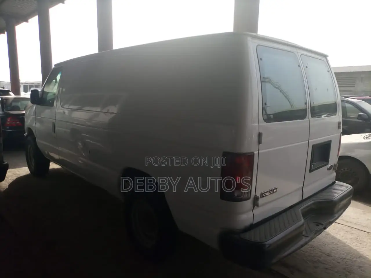 Ford E350 2008