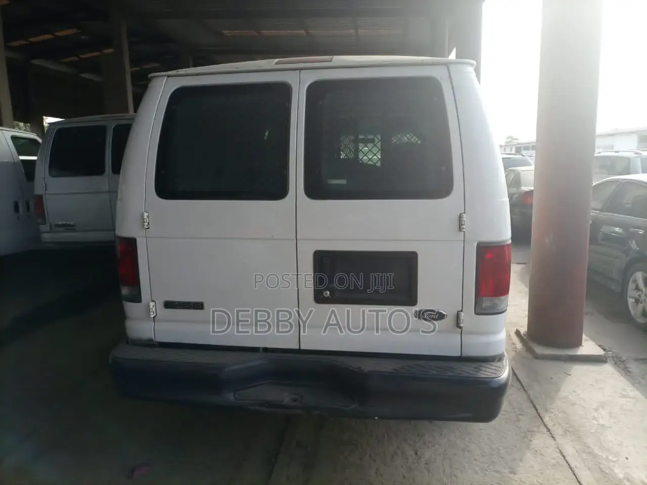Ford E350 2008