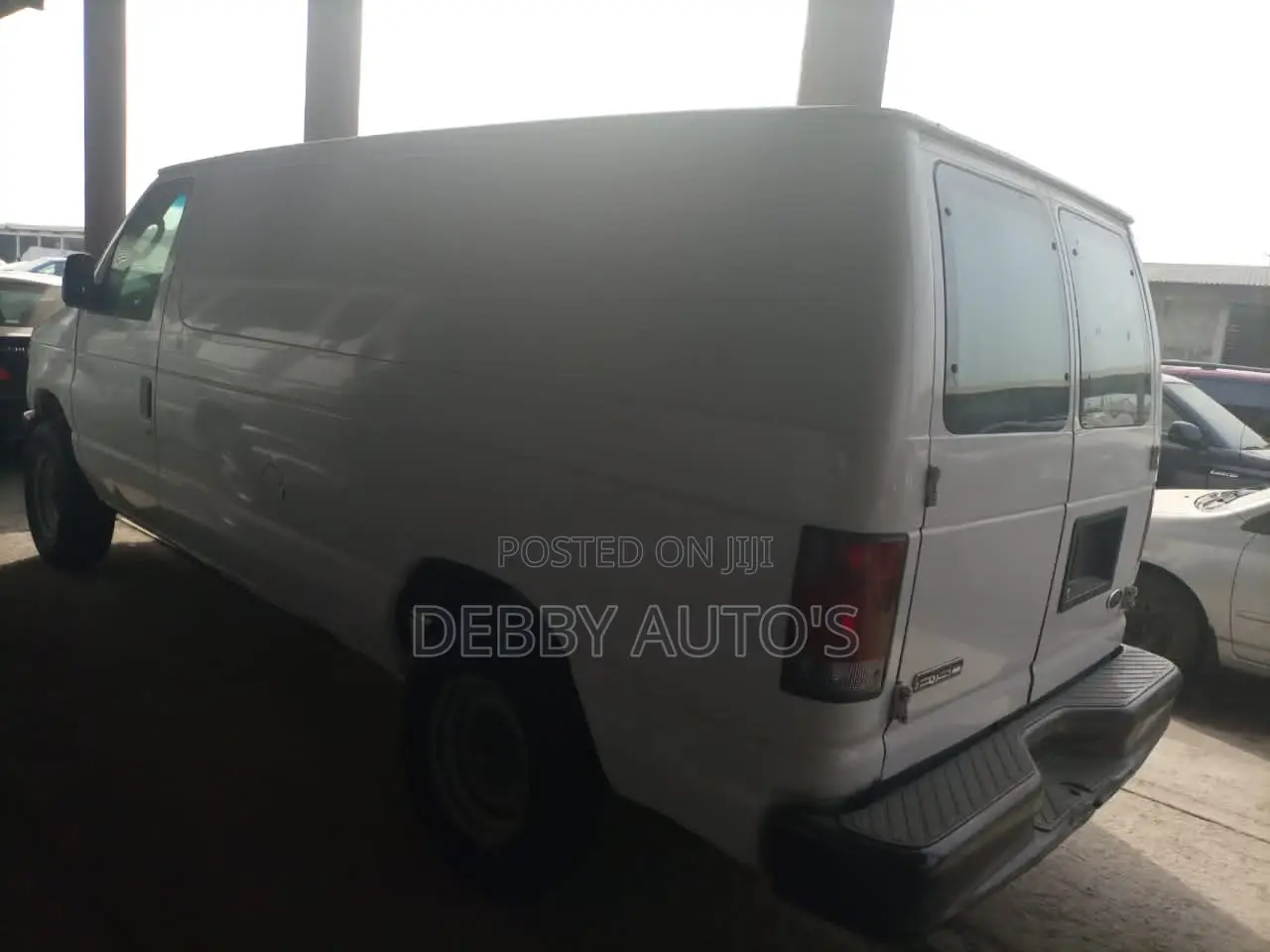 Ford E350 2008