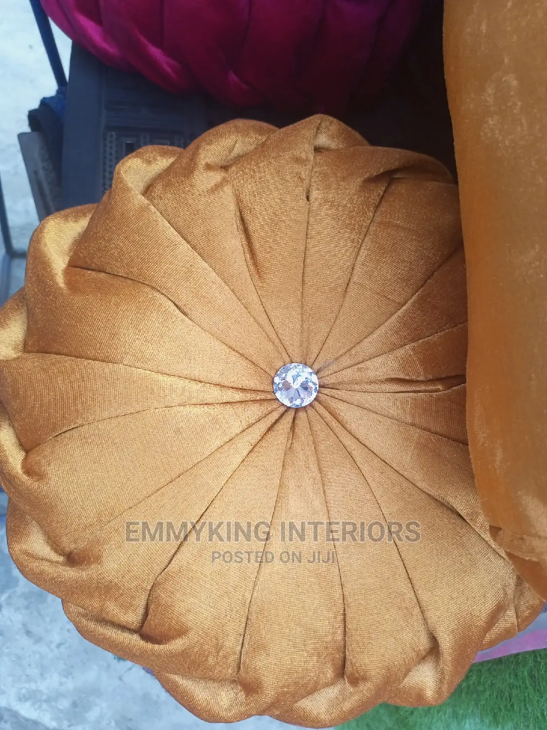 Quality Fiber Throw Pillow