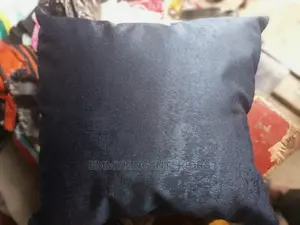 Quality Fiber Throw Pillow