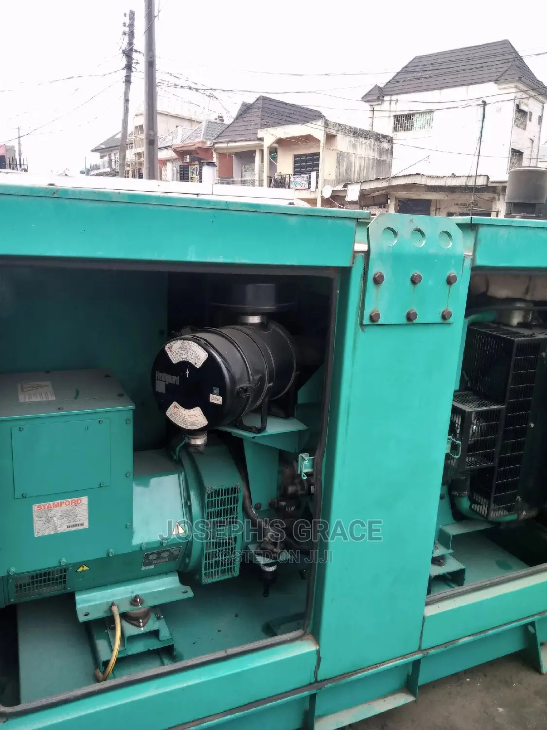 100kva (Eco Plus) Cummins Sound Proof Power Generator.