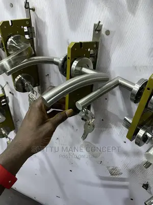 Separate Handle Door Lock With High Quality Engine