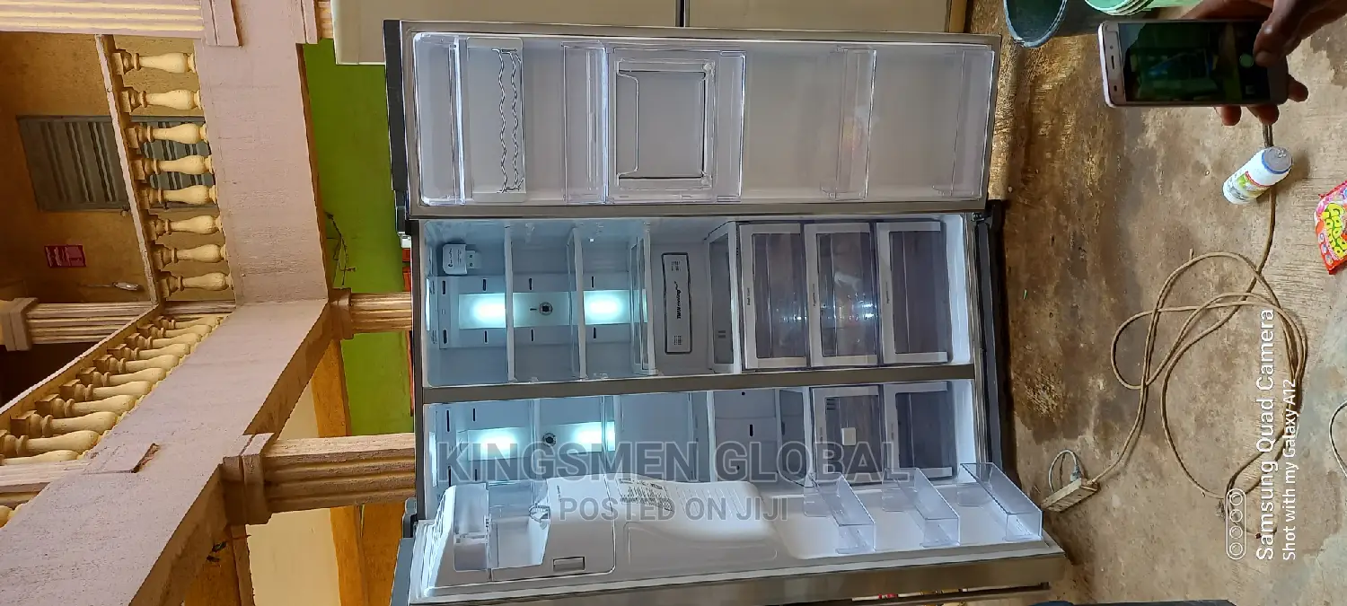 High Quality Samsung Inverter Side-by-Side Refrigerator.
