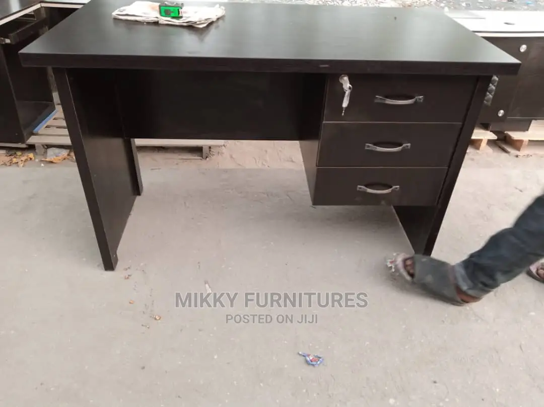 Executive Wooden Office Table With Drawers.