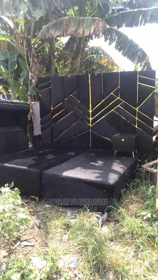 Nice Bedframe Set With Dressing Mirror