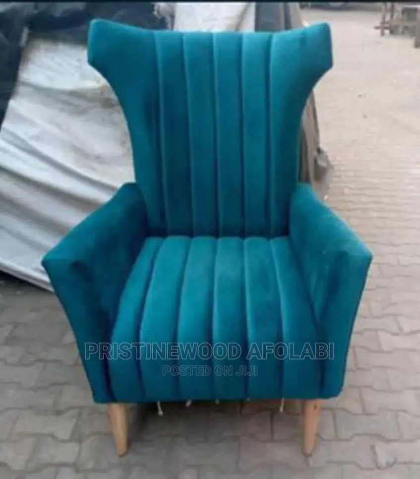 Pristinewood Armsofa