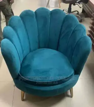 Pristinewood Armsofa
