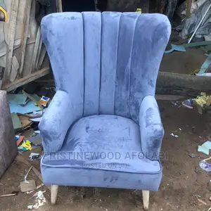 Pristinewood Armsofa