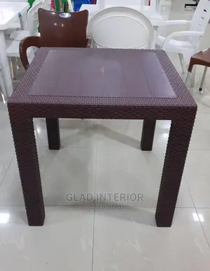 Strong Restorant Table