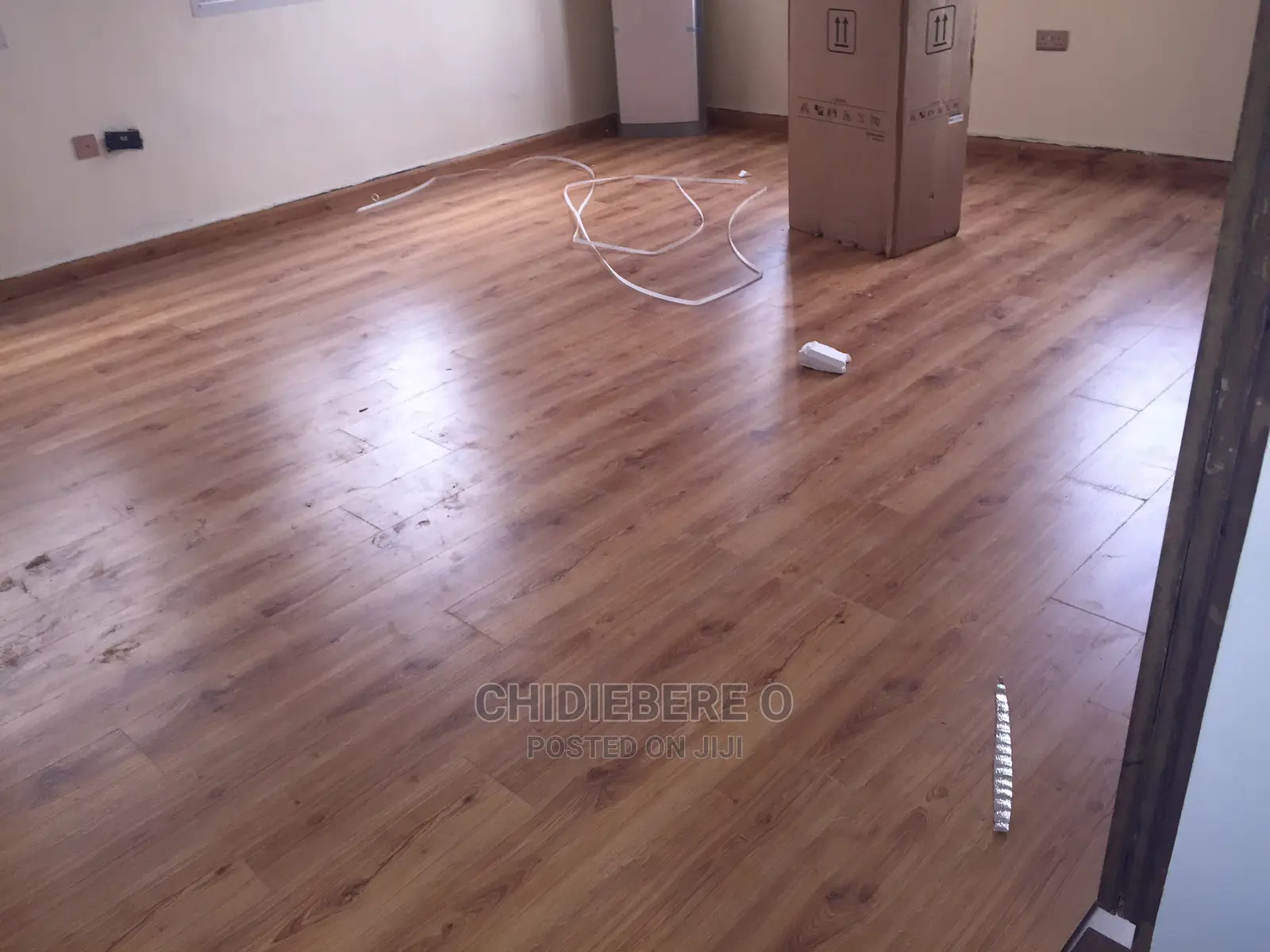 Laminate Wooden Flooring
